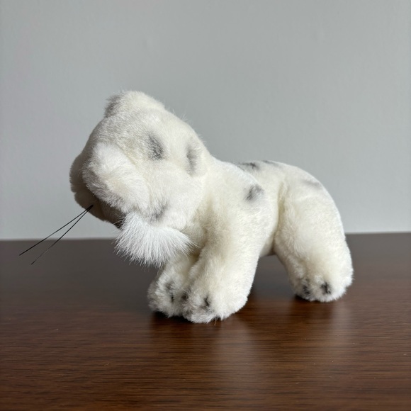 Mini Mirage Las Vegas White Tiger Stuffed Animal - Picture 6 of 9